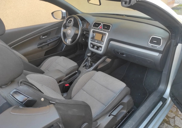 Volkswagen Eos cena 13800 przebieg: 194000, rok produkcji 2010 z Szamotuły małe 326
